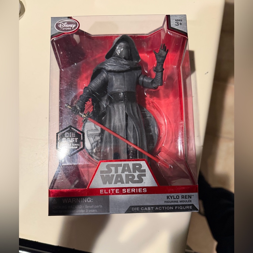 Star Wars Kylo Ren Elite Series Die Cast Action Figure The Force Awakens